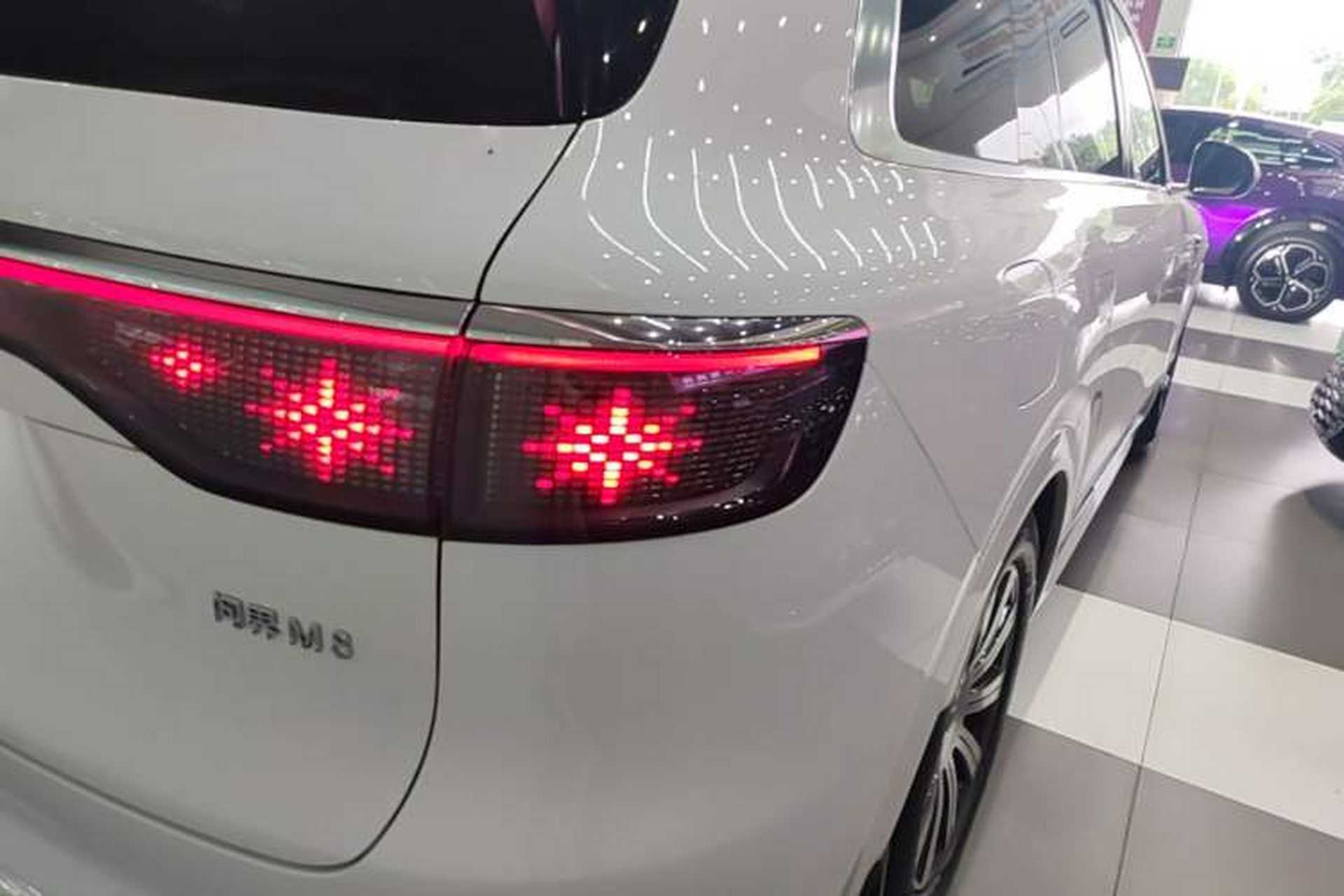 Used Hima AITO M8 2025 Extended-Range Max+ Version 53.4 kWh 5-Seater Edition Right Rear Taillight