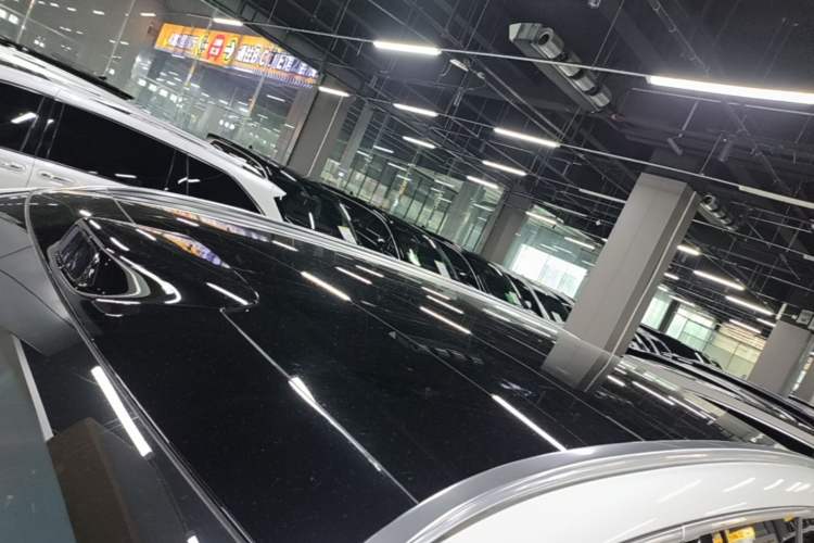 Used Hima AITO M8 2025 Extended-Range Max+ Version 53.4 kWh 6-Seater Edition Roof