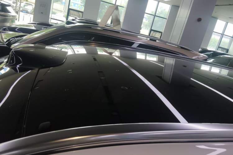 Used Hima AITO M8 2025 Extended-Range Max+ Version 53.4 kWh 5-Seater Edition Roof