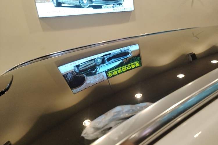Used Hima AITO M8 2025 Extended-Range Max+ Version 53.4 kWh 6-Seater Edition Roof
