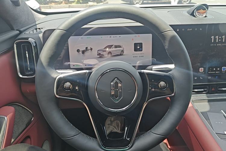 Used Hima AITO M8 2025 Extended-Range Max+ Version 53.4 kWh 6-Seater Edition Steering Wheel