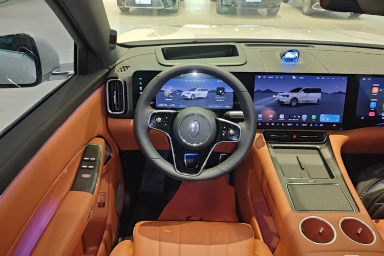 Used Hima AITO M8 2025 Extended-Range Max Version 37 kWh 6-Seater Steering Wheel