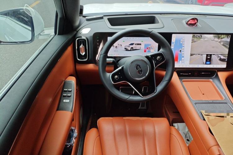 Used Hima AITO M8 2025 Extended-Range Max+ Version 53.4 kWh 6-Seater Edition Steering Wheel