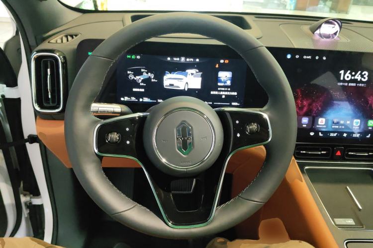 Used Hima AITO M8 2025 Extended-Range Ultra Version 53.4 kWh 5-Seater Edition Steering Wheel