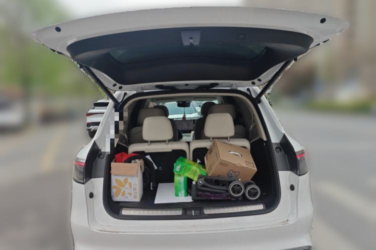 Used Hima AITO M8 2025 Extended-Range Max+ Version 53.4 kWh 6-Seater Edition Trunk