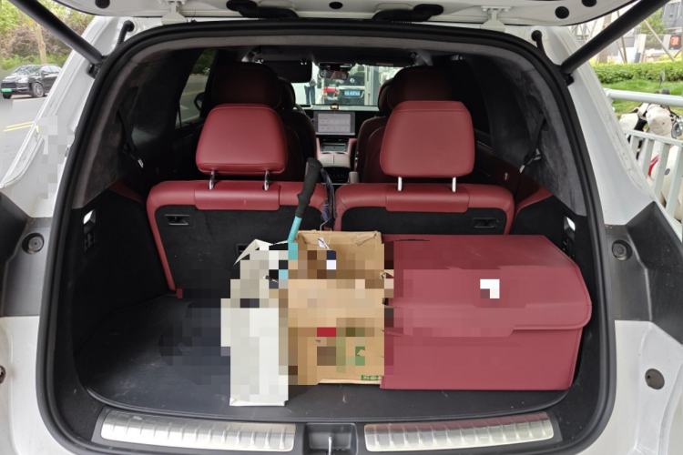 Used Hima AITO M8 2025 Extended-Range Max+ Version 53.4 kWh 6-Seater Edition Trunk