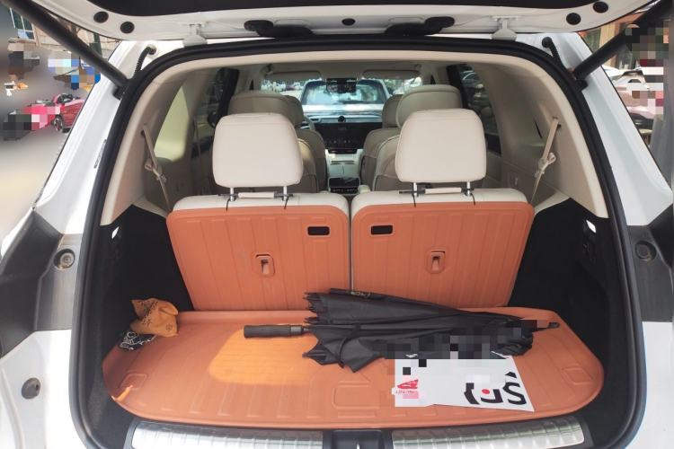 Used Hima AITO M8 2025 Extended-Range Max+ Version 53.4 kWh 6-Seater Edition Trunk