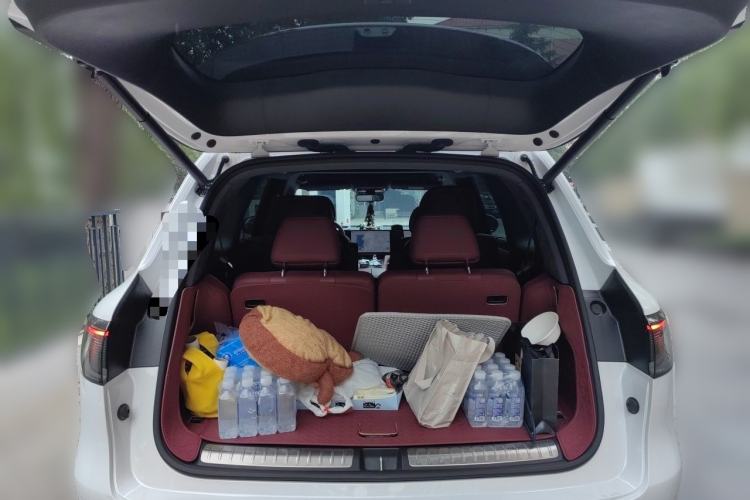 Used Hima AITO M8 2025 Extended-Range Max+ Version 53.4 kWh 6-Seater Edition Trunk