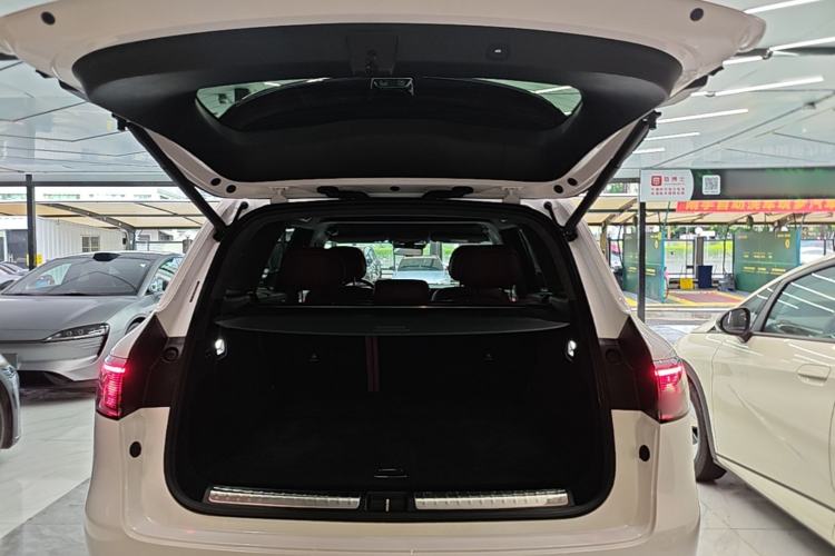 Used Hima AITO M8 2025 Extended-Range Ultra Version 53.4 kWh 5-Seater Edition Trunk