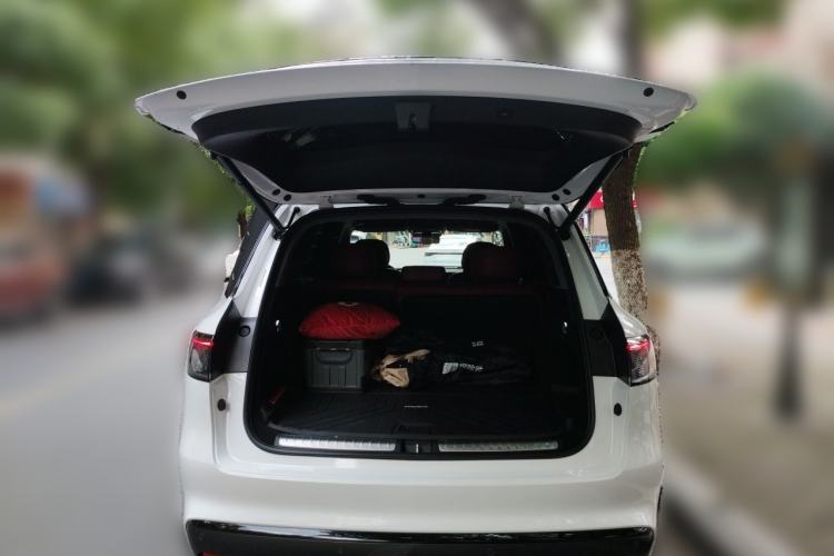 Used Hima AITO M8 2025 Extended-Range Ultra Version 53.4 kWh 5-Seater Edition Trunk