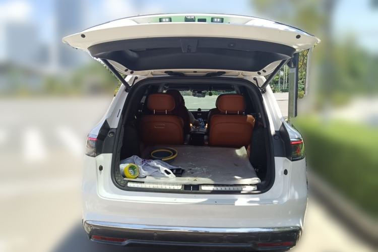 Used Hima AITO M8 2025 Extended-Range Max+ Version 53.4 kWh 6-Seater Edition Trunk