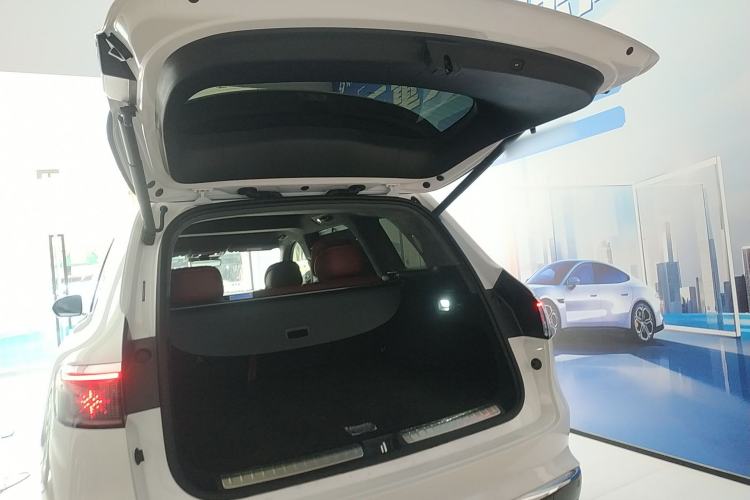Used Hima AITO M8 2025 Extended-Range Max+ Version 53.4 kWh 5-Seater Edition Trunk