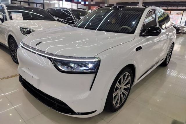 Used Hima AITO M8 2025 Extended-Range Max+ Version 53.4 kWh 6-Seater Edition