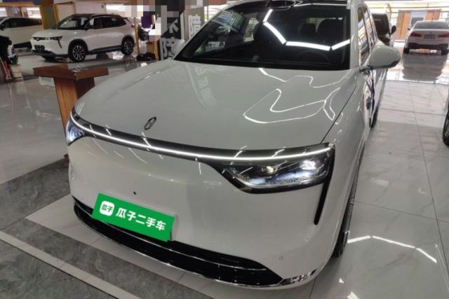 Used Hima AITO M8 2025 Extended-Range Ultra Version 53.4 kWh 6-Seater Edition