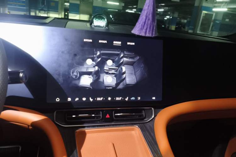 Used Hima AITO M9 2024 Range-Extended Max Edition 42 kWh 6-Seater Version Audio And AC Panel