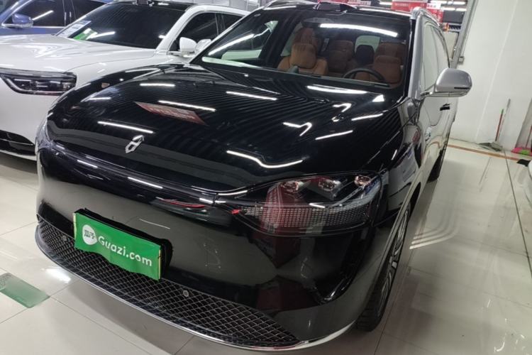 Hima AITO M9 2024 All-Electric Max Version 100 kWh 6-Seater