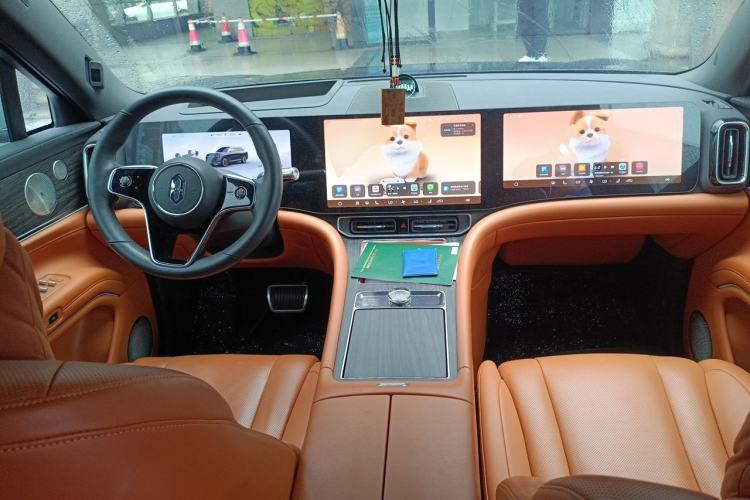 Used Hima AITO M9 2024 Range-Extended Ultra Version 42 kWh 6-Seater Model Center Console
