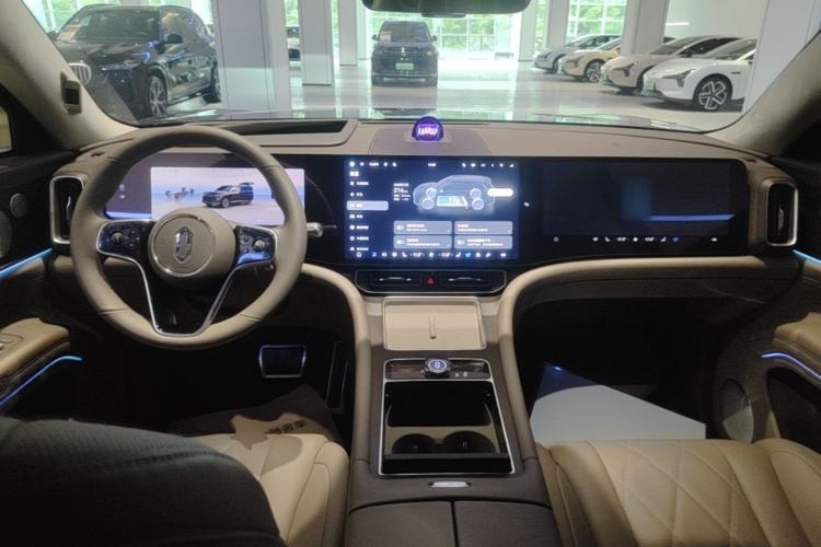 Used Hima AITO M9 2024 Range-Extended Max Edition 52 kWh 5-Seater Version Center Console