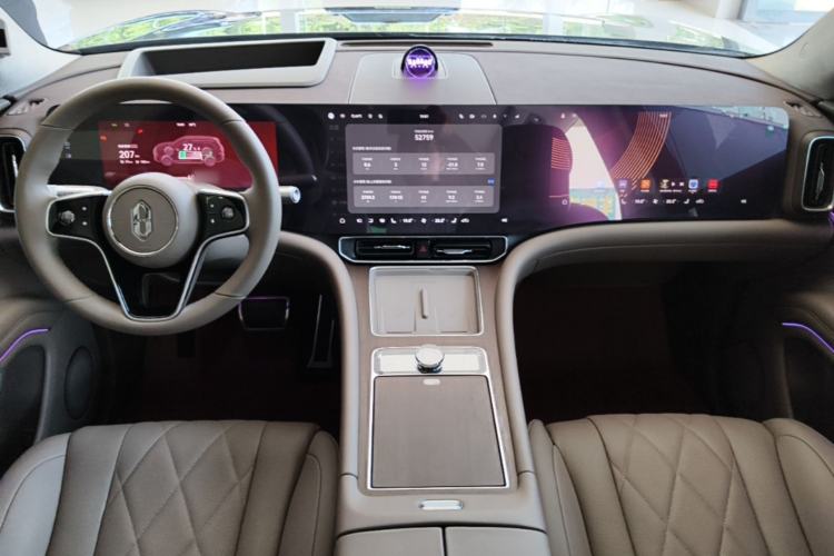 Used Hima AITO M9 2024 Range-Extended Ultra Version 52 kWh 6-Seater Model Center Console