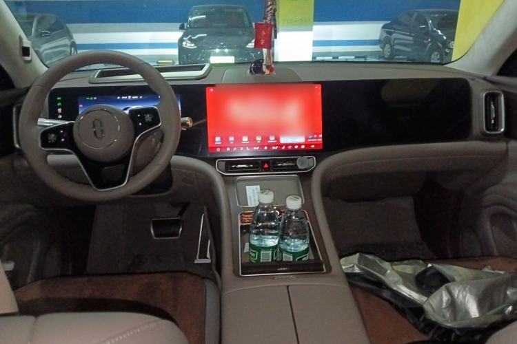 Used Hima AITO M9 2024 Range-Extended Max Edition 52 kWh 6-Seater Version Center Console