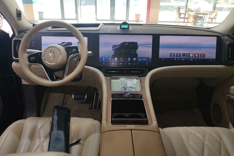 Used Hima AITO M9 2024 Range-Extended Max Edition 52 kWh 6-Seater Version Center Console
