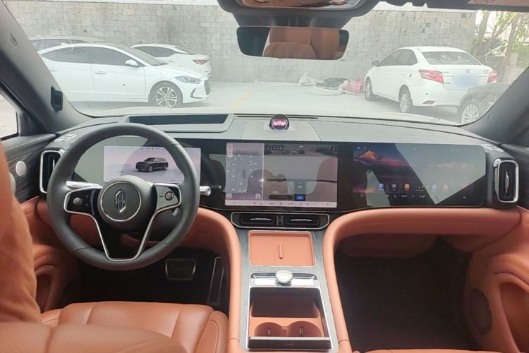 Used Hima AITO M9 2024 Range-Extended Max Edition 52 kWh 5-Seater Version Center Console