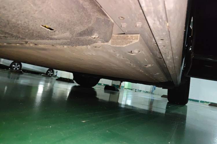 Used Hima AITO M9 2024 Range-Extended Ultra Version 42 kWh 6-Seater Model Chassis Front Left