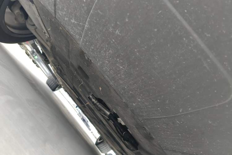 Used Hima AITO M9 2024 Range-Extended Ultra Version 52 kWh 5-Seater Model Chassis Front