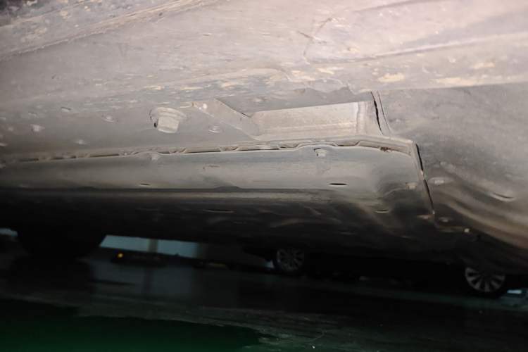 Used Hima AITO M9 2024 All-Electric Ultra Version 100 kWh 6-Seater Model Chassis Front Right