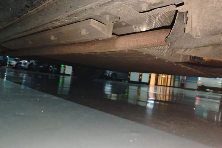 Used Hima AITO M9 2024 Range-Extended Max Edition 52 kWh 6-Seater Version Chassis Front Right