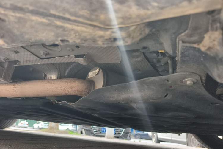 Used Hima AITO M9 2024 Range-Extended Max Edition 42 kWh 5-Seater Version Chassis Front Right