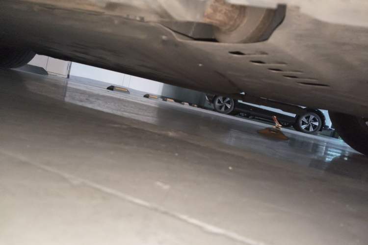 Used Hima AITO M9 2024 Range-Extended Ultra Version 52 kWh 5-Seater Model Chassis Front Right
