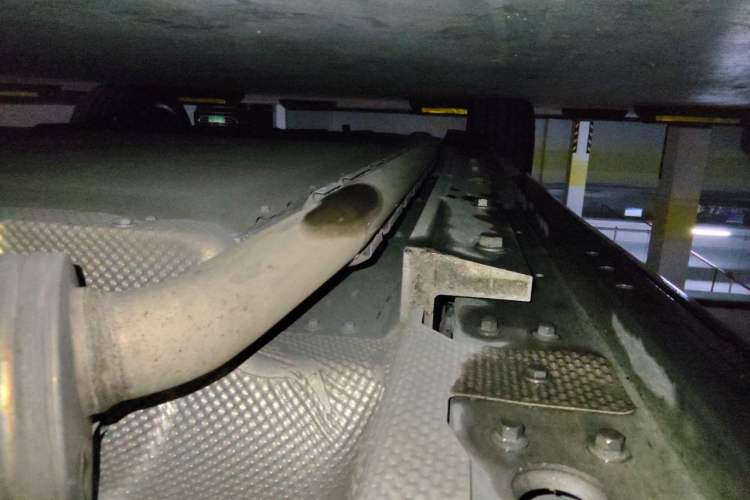 Used Hima AITO M9 2024 Range-Extended Ultra Version 42 kWh 6-Seater Model Chassis Front Right
