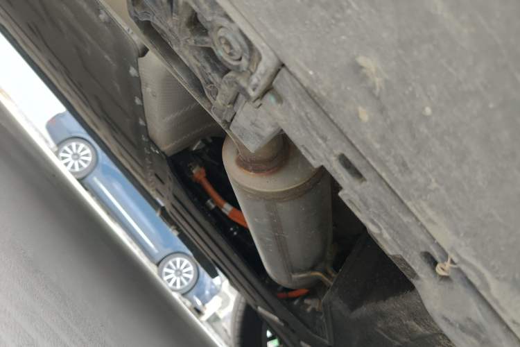 Used Hima AITO M9 2024 Range-Extended Ultra Version 52 kWh 5-Seater Model Chassis Front Right