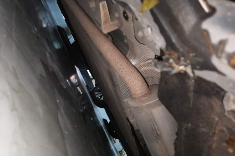 Used Hima AITO M9 2024 Range-Extended Ultra Version 42 kWh 6-Seater Model Chassis Front Right