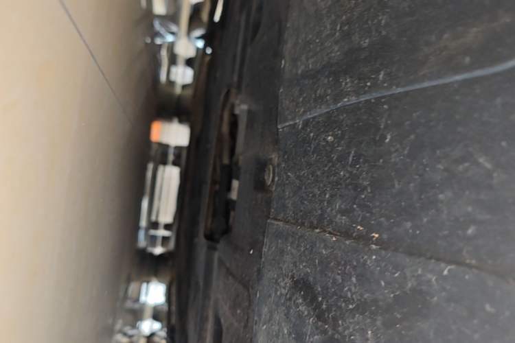 Used Hima AITO M9 2024 Range-Extended Ultra Version 52 kWh 5-Seater Model Chassis Front