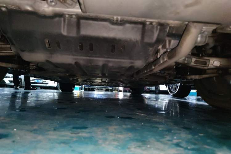 Used Hima AITO M9 2024 Range-Extended Ultra Version 42 kWh 6-Seater Model Chassis Rear