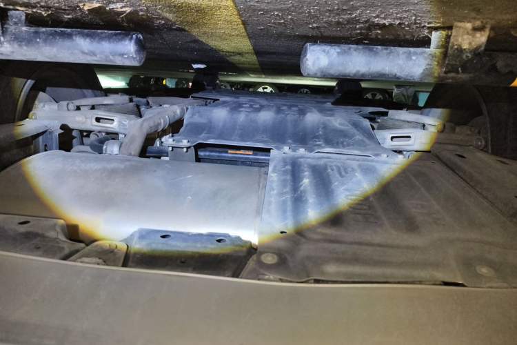 Used Hima AITO M9 2024 Range-Extended Ultra Version 52 kWh 6-Seater Model Chassis Rear