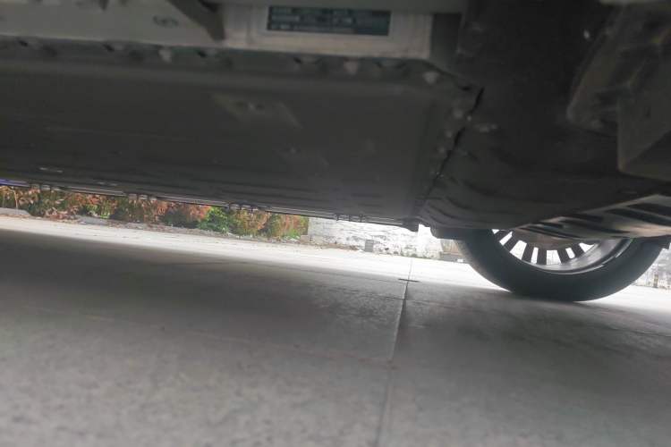 Used Hima AITO M9 2024 All-Electric Ultra Version 100 kWh 6-Seater Model Chassis Rear Left