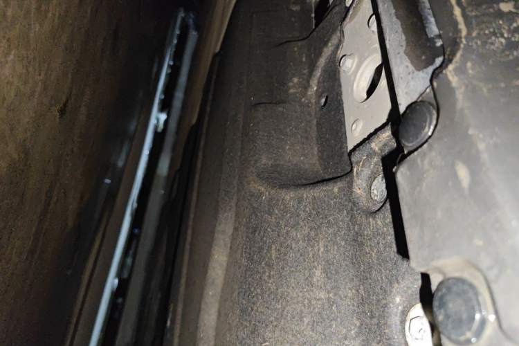 Used Hima AITO M9 2024 Range-Extended Ultra Version 42 kWh 6-Seater Model Chassis Rear Left