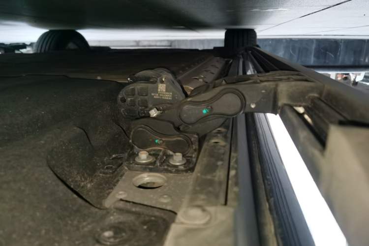 Used Hima AITO M9 2024 Range-Extended Ultra Version 52 kWh 5-Seater Model Chassis Rear Left