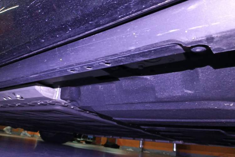 Used Hima AITO M9 2024 Range-Extended Ultra Version 42 kWh 6-Seater Model Chassis Rear Left