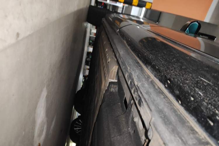 Used Hima AITO M9 2024 Range-Extended Ultra Version 42 kWh 6-Seater Model Chassis Rear Left