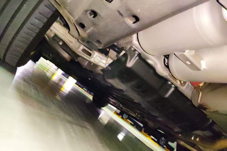 Used Hima AITO M9 2024 Range-Extended Ultra Version 52 kWh 5-Seater Model Chassis Rear Left