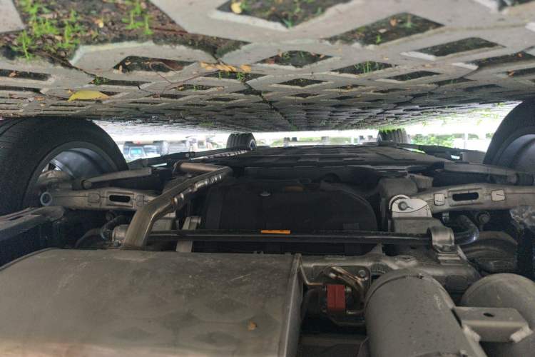 Used Hima AITO M9 2024 Range-Extended Ultra Version 42 kWh 6-Seater Model Chassis Rear