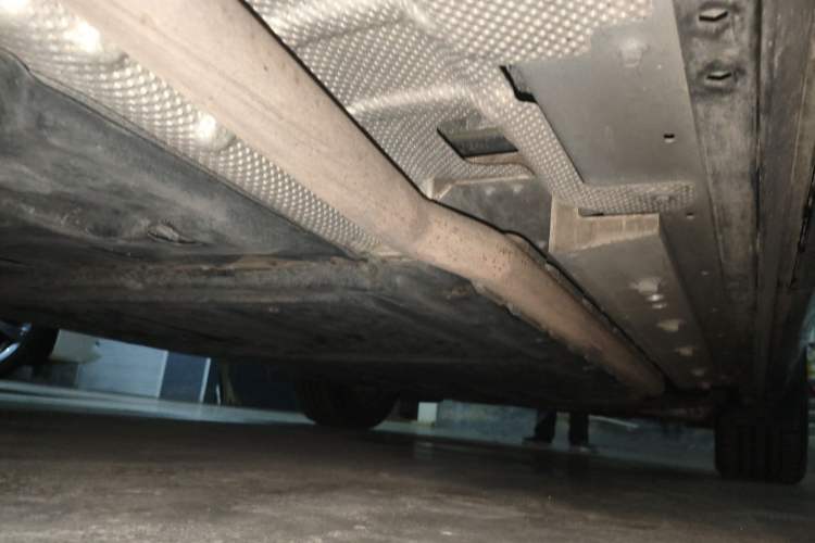 Used Hima AITO M9 2024 Range-Extended Ultra Version 42 kWh 6-Seater Model Chassis Rear Right