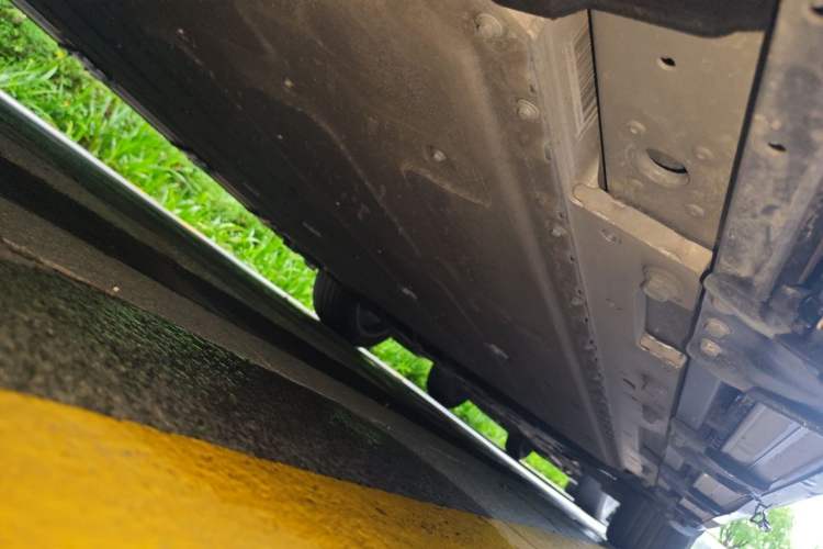 Used Hima AITO M9 2024 All-Electric Ultra Version 100 kWh 6-Seater Model Chassis Rear Right