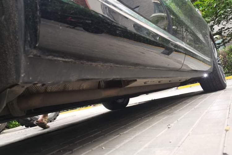 Used Hima AITO M9 2024 Range-Extended Ultra Version 42 kWh 6-Seater Model Chassis Rear Right