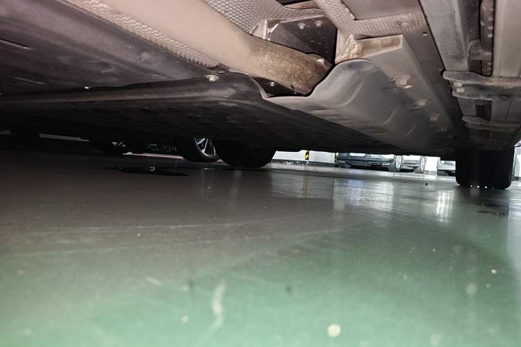 Used Hima AITO M9 2024 Range-Extended Ultra Version 52 kWh 6-Seater Model Chassis Rear Right