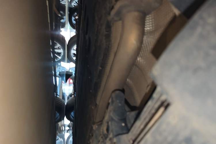 Used Hima AITO M9 2024 Range-Extended Ultra Version 52 kWh 5-Seater Model Chassis Rear Right